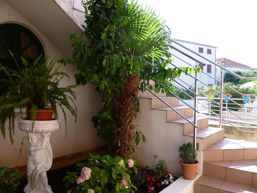 Apartments Sanda Tribunj Tribalj Kültér fotó