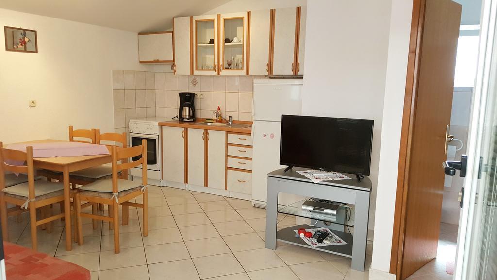 Apartments Sanda Tribunj Tribalj Kültér fotó