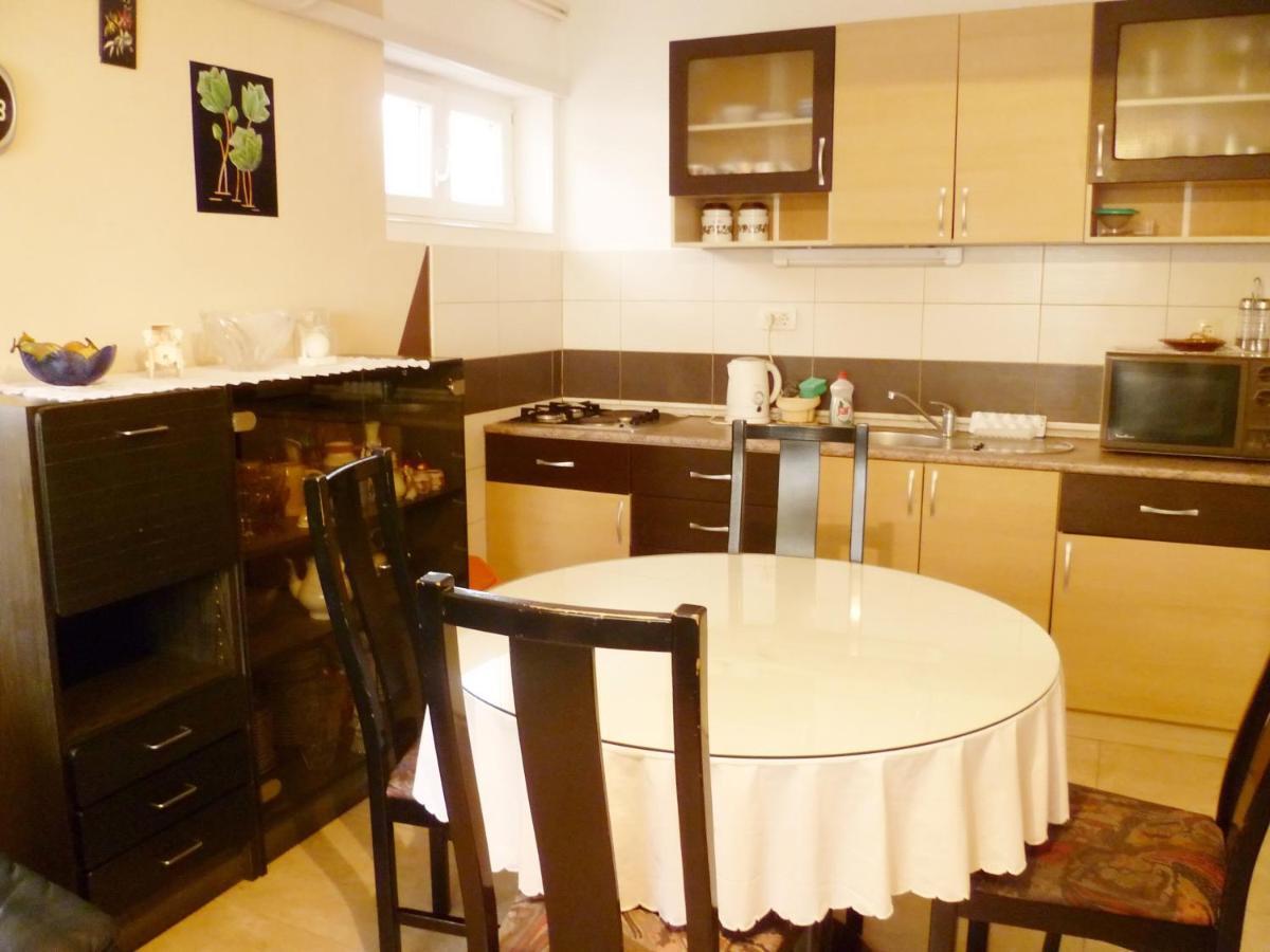 Apartments Sanda Tribunj Tribalj Szoba fotó